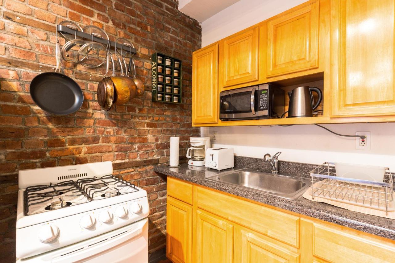 Spacious Apt Close To 9th Avenue Pangsapuri New York